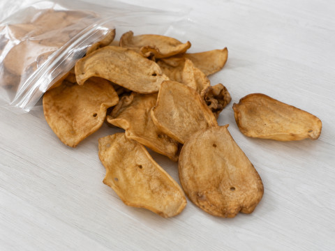 PETITTO Dried beef ear Mono - pamlsek pro psa - 5 ks - Fotogalerie 2