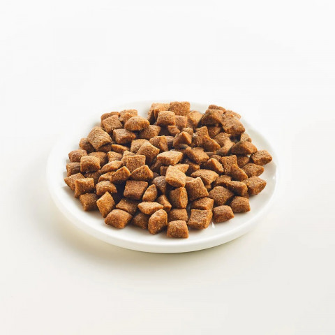 KATTOVIT Urinary Tuna - suché krmivo pro kočky - 4kg - Fotogalerie 2