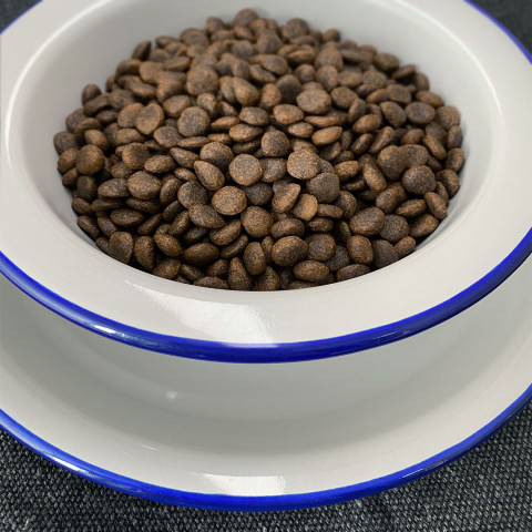 FOLK Small breeds Kashubian-style fish specialty with apples, parsley and lovage - suché krmivo pro psy - 7kg - Fotogalerie 3