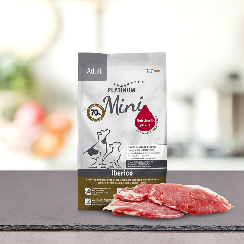PLATINUM Adult Iberico Mini – polovlhké krmivo pro psy – 900 g + pamlsek PLATINUM Xmas-Bits Iberico 150 g ZDARMA - foto 1