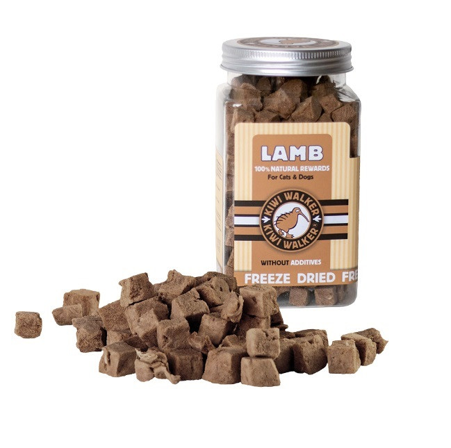 KIWI WALKER Freeze-dried treats Lamb - pochoutka pro psa a kočku - 90g - foto 1